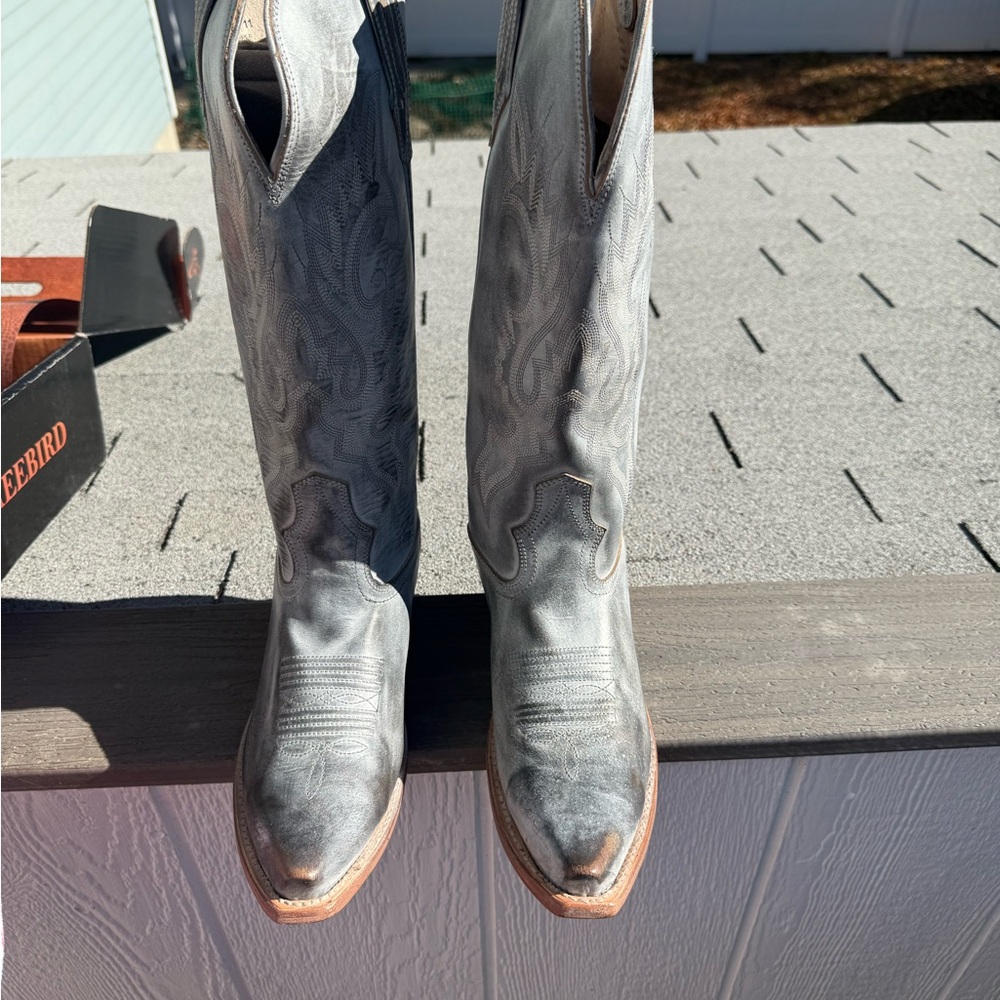 Freebird by Steven Gray Western Boots, brand new!!!! Absolutely beautiful! 😍